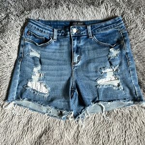 EUC Judy Blue shorts with lace patches size large